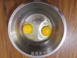 鸡蛋姜粉饼的做法步骤:2