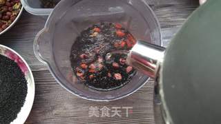 黑豆滋养豆浆的做法步骤:4