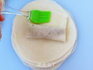 炸春卷的做法步骤:8