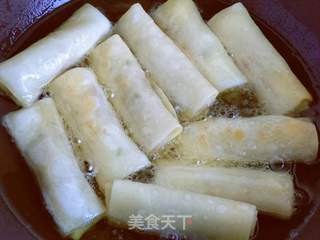 炸春卷的做法步骤:10