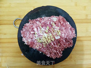熏豆皮肉卷的做法步骤:2