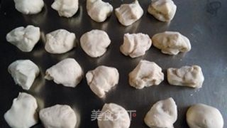 雪菜肉包的做法步骤:8