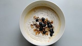 奶油蓝莓核桃马芬的做法步骤:8