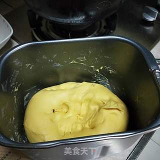 红豆沙南瓜包的做法步骤:7