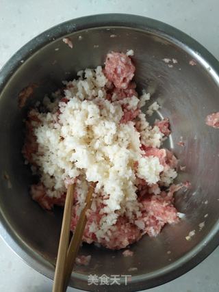 四喜丸子蒸碗的做法步骤:3