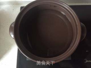 木耳口蘑肉丸汤的做法步骤:6