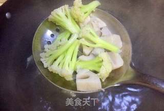 #年味儿#开胃爽口菜花拌藕的做法步骤:17