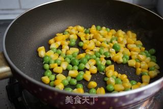 海鲜炒饭的做法步骤:8