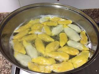 黄金元宝饺的做法步骤：11
