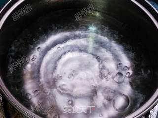 番茄滚鲫鱼汤的做法步骤:6