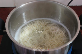 番茄鸡蛋面的做法步骤:3