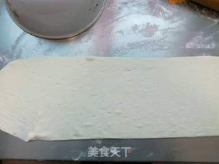 发面豆沙盘龙饼的做法步骤:4