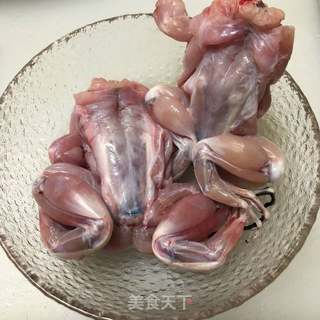干锅田鸡的做法步骤:2