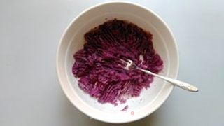 水晶紫薯汤圆的做法步骤:4