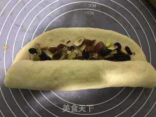 全麦果仁欧包的做法步骤:7