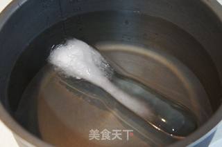 白斩鸡的做法步骤:2