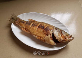红烧鲈鱼的做法步骤:5