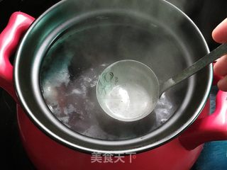 黑豆莲藕猪心汤的做法步骤:7