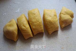 红豆沙花包的做法步骤:9