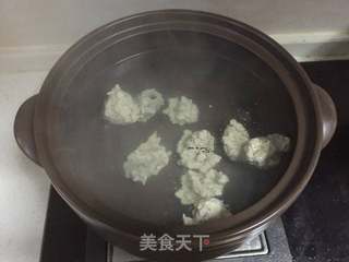 清淡丸子汤的做法步骤:6