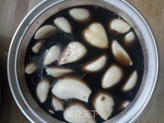 腊八蒜的做法步骤：2