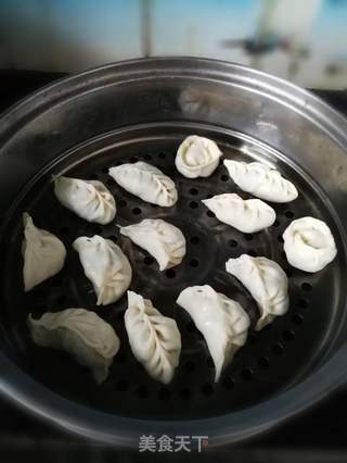 菠菜素饺子的做法步骤:17