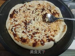 香菇酱披萨的做法步骤:4