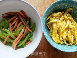 杂粮三丝春卷的做法步骤:5