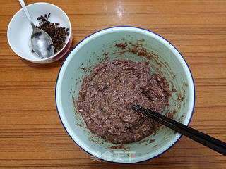 牛肉白萝卜蒸饺的做法步骤:6