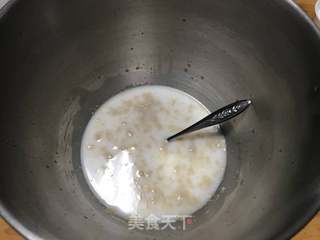 蓝莓酱南瓜花卷的做法步骤:2