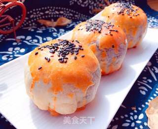 紫薯蛋黄酥的做法步骤:8