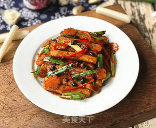 香菇豆豉辣酱炒年糕的做法步骤:10