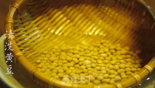 潮音潮人：潮汕菜脯黄豆的做法步骤：1