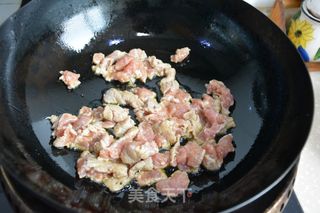 榨菜炒肉片的做法步骤：4