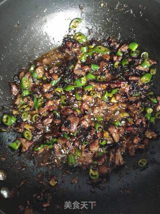 梅菜扣肉的做法步骤：6