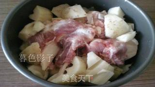 炖猪骨藕汤的做法步骤:4