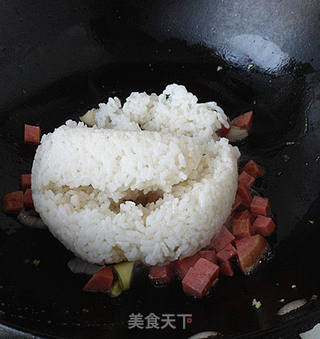 甜豆火腿炒饭的做法步骤：6