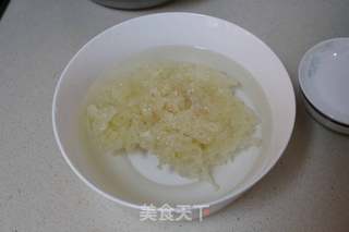 桃胶银耳皂角米的做法步骤:4