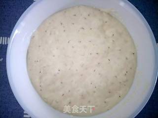 手撕蜂蜜小面包的做法步骤:2