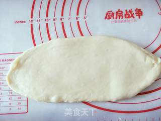 手撕蜂蜜小面包的做法步骤:6