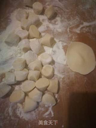 韭菜鸡蛋水饺的做法步骤:6