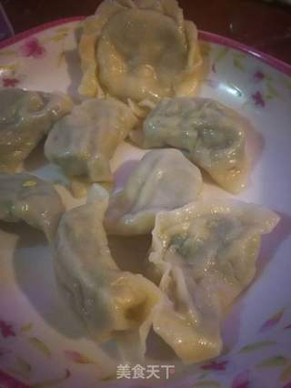 韭菜鸡蛋水饺的做法步骤:8