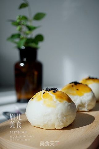 蛋黄酥的做法步骤:20