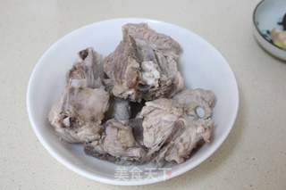番茄排骨汤的做法步骤:3
