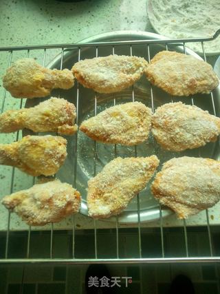 酥皮鸡翅--烤箱的做法步骤:7