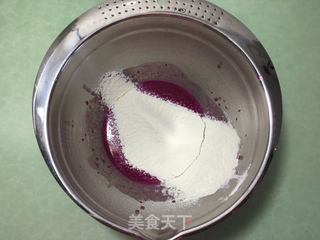 火龙果蛋糕卷的做法步骤：6