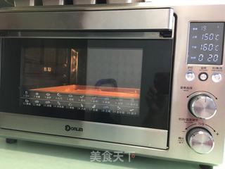 火龙果蛋糕卷的做法步骤：17