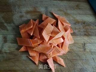 蚝油胡萝卜炒白菜芯的做法步骤：3