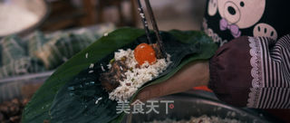 年味食足:裹粽子的做法步骤:2