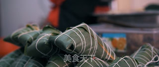 年味食足:裹粽子的做法步骤:3